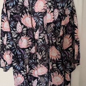 H&M Divided Floral Kimono in Pink and Black